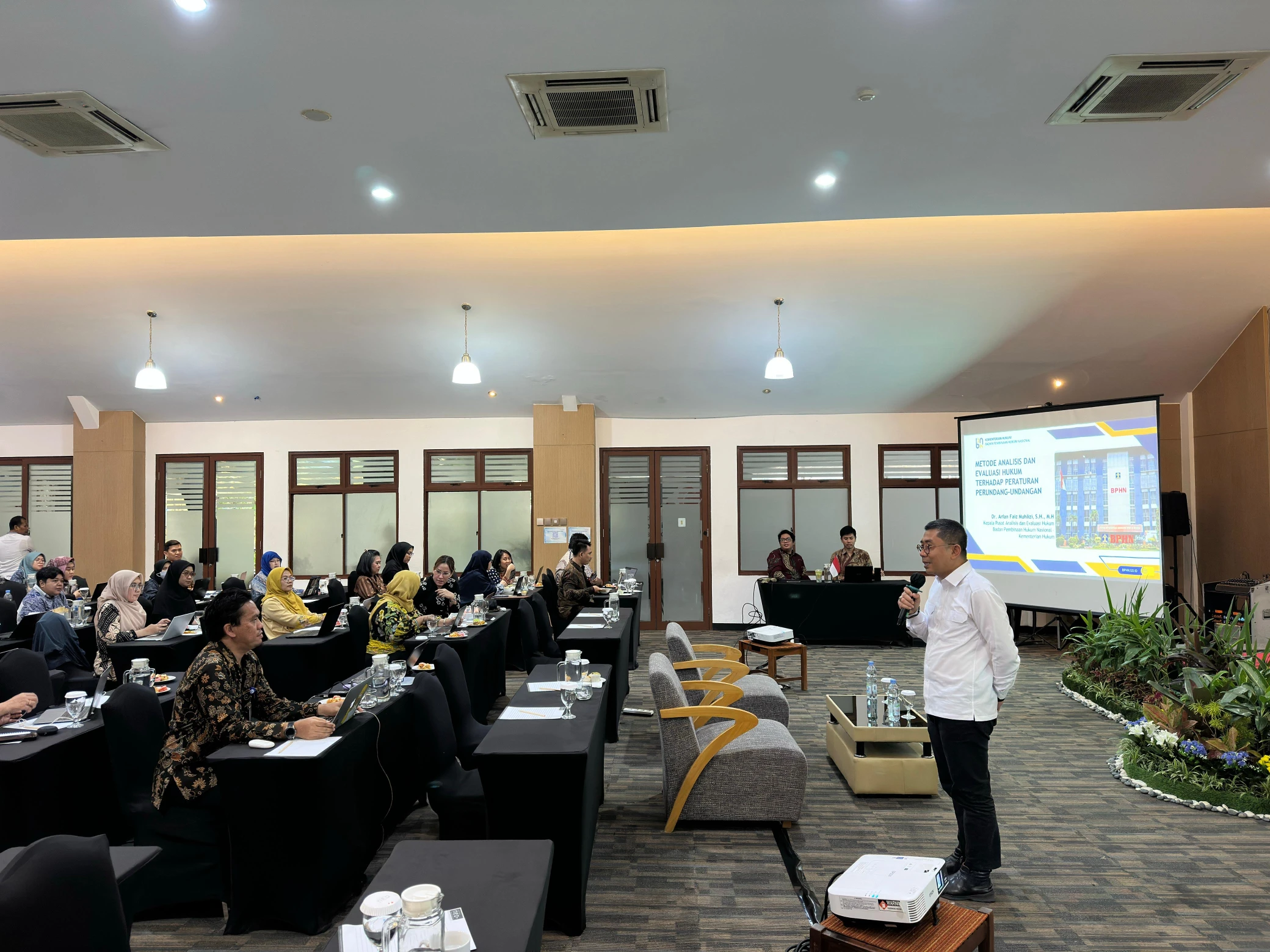 Gambar BPHN Paparkan Evaluasi UU ITE dengan Metode Enam Dimensi